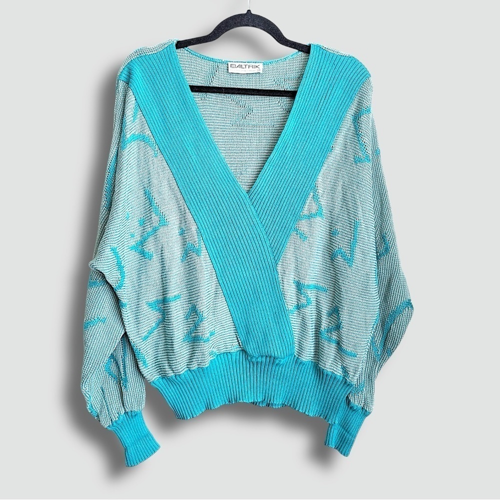 Vintage V-Neck Faux Wrap Batwing Sweater Barbie Retro Print - 80s West Germany!